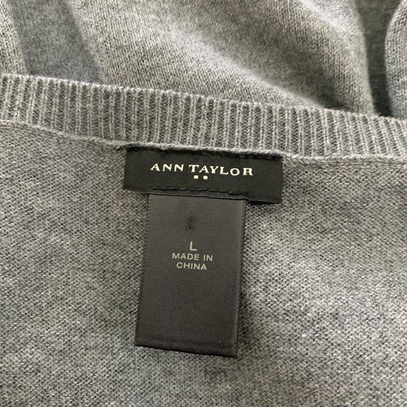Ann Taylor Women´s Top Blouse, Size L - Picture 9 of 12